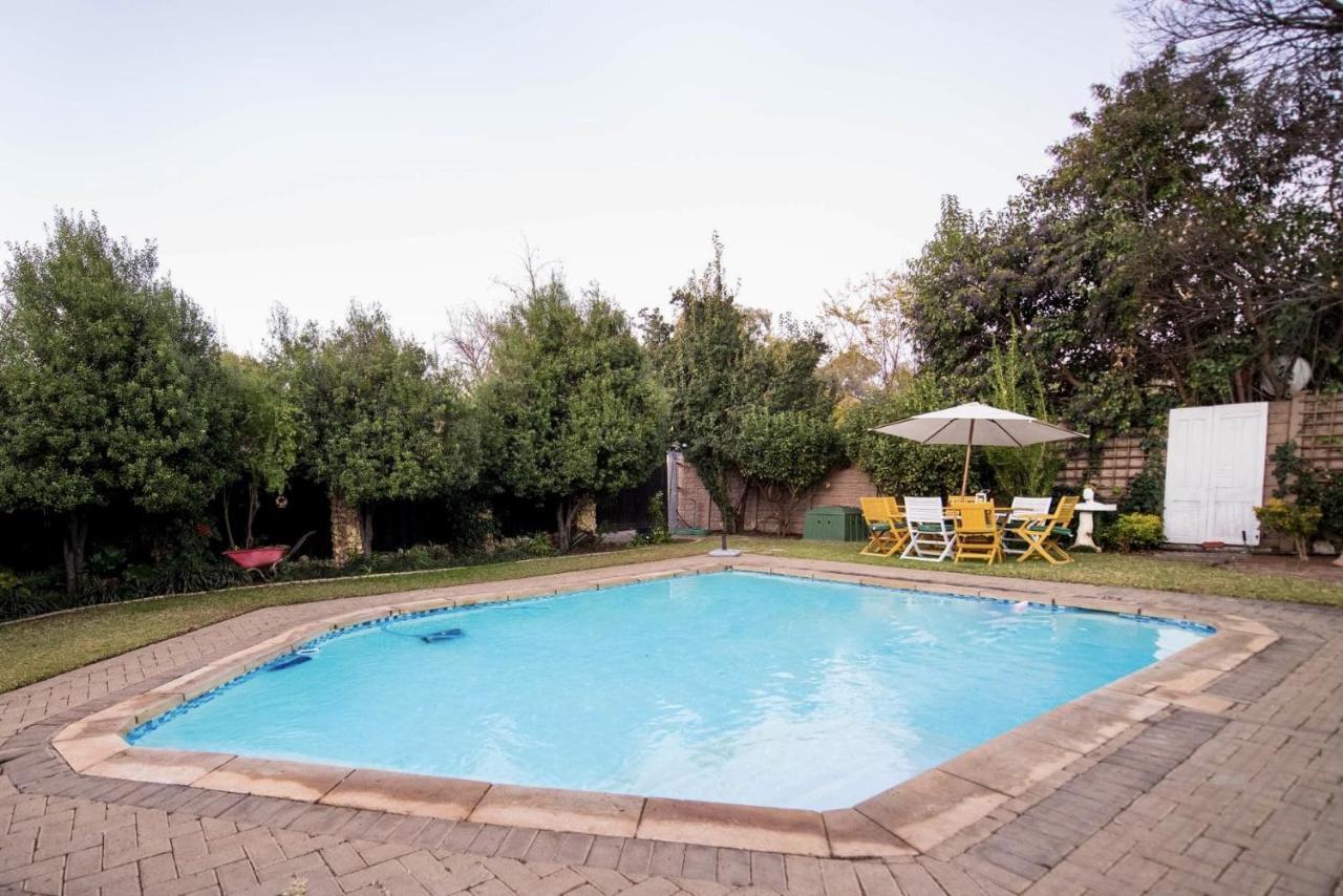 Cottonwood Guesthouse Oasis Блумфонтейн Экстерьер фото