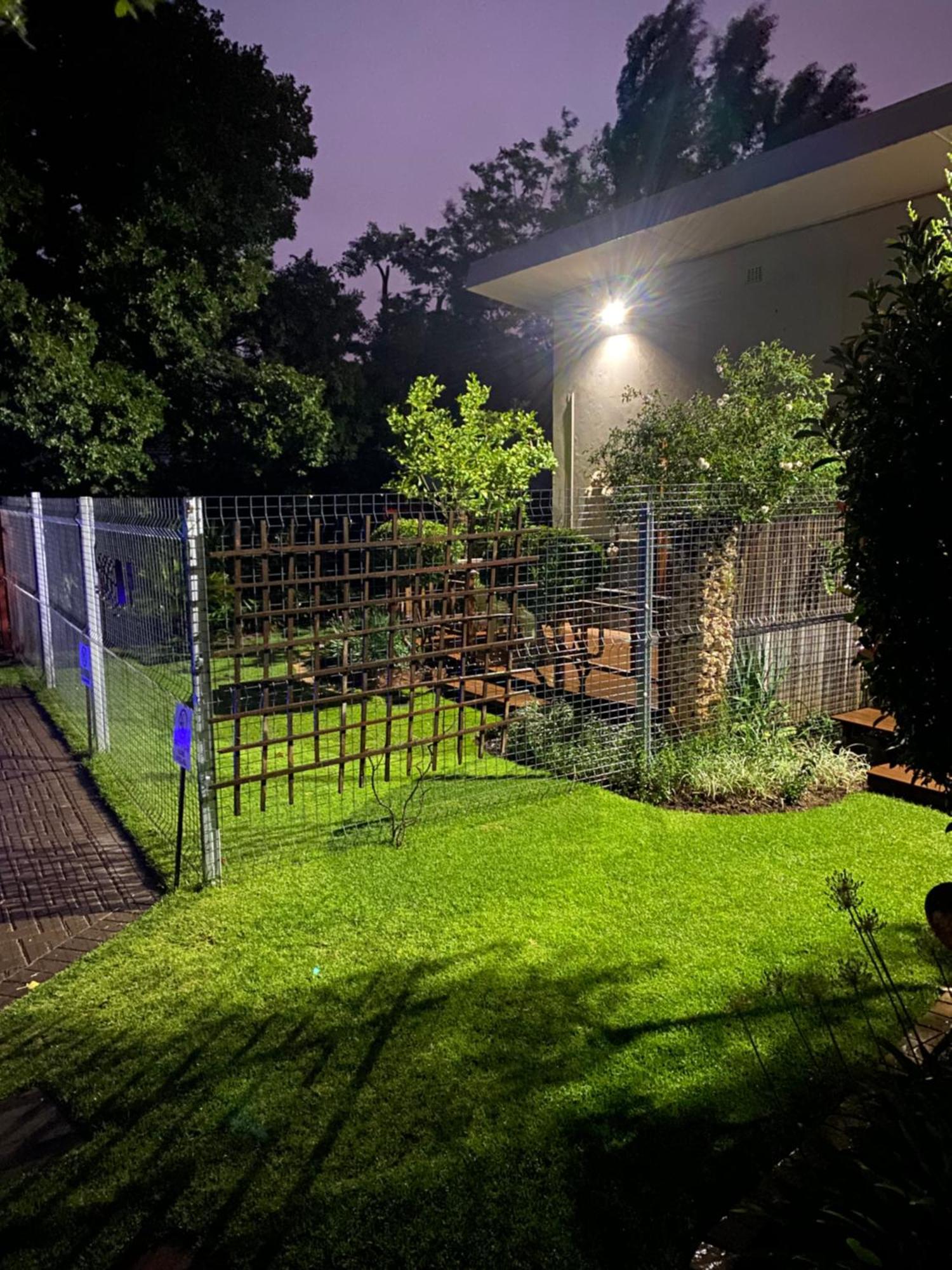 Cottonwood Guesthouse Oasis Блумфонтейн Экстерьер фото